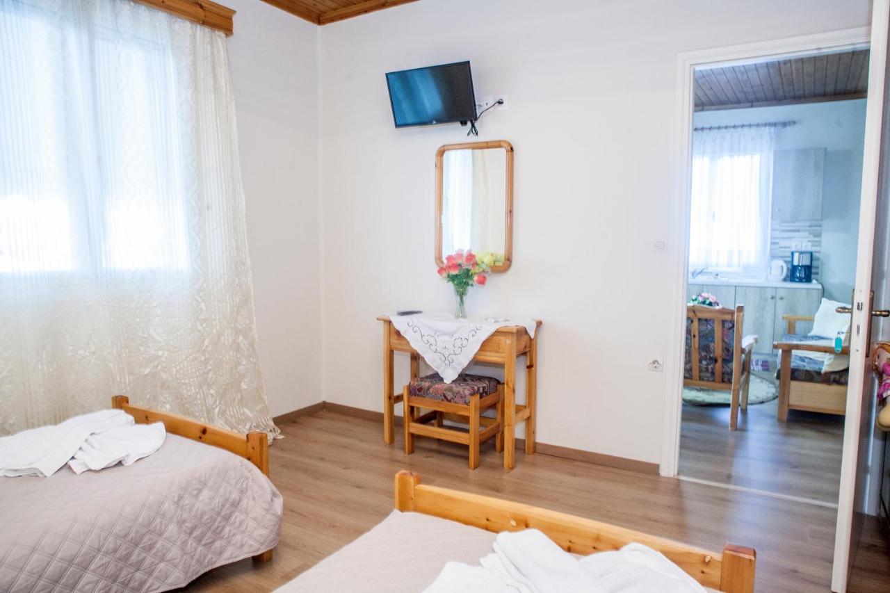 Casa Serena Asprogerakata Extérieur photo